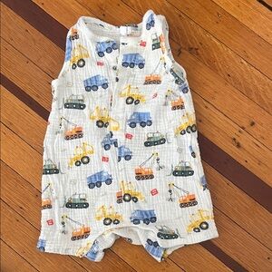 Angel Dear White Muslin Romper with Blue, Yellow and Orange Construction Trucks